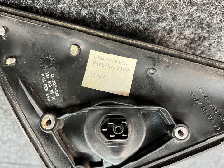 фото №12, Mercedes w124 зеркало правое ele. 5pin код краски - blauschwarz 9199