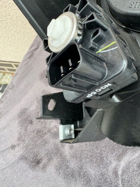 фото №10, Mitsubishi space star рестайлинг 19- комплект лампа правая i левая