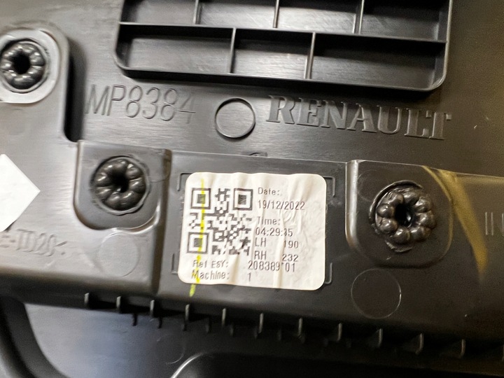 фото №10, Боковина оббивка двері праві перед dacia sandero iii stepway 2023r eu