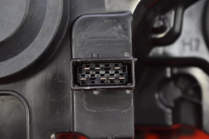 фото №14, Фара левое фара передняя eu 9646893980 citroen c4 1 i 04-08