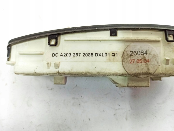 фото №13, Mercedes-benz c w203 2004 панели управление, переключатели