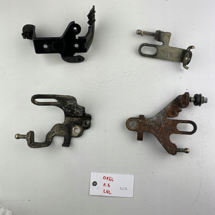 фото №1, Кронштейн лапи держатель двигателя opel astra insignia zafira mokka 1.6 cdti