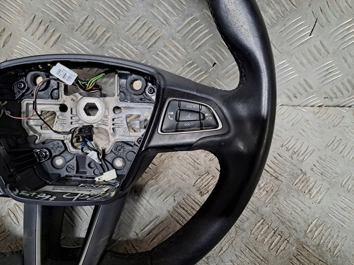фото №6, Ford focus mk3 рестайлинг руль многофункциональный круиз-контроль с подогревом