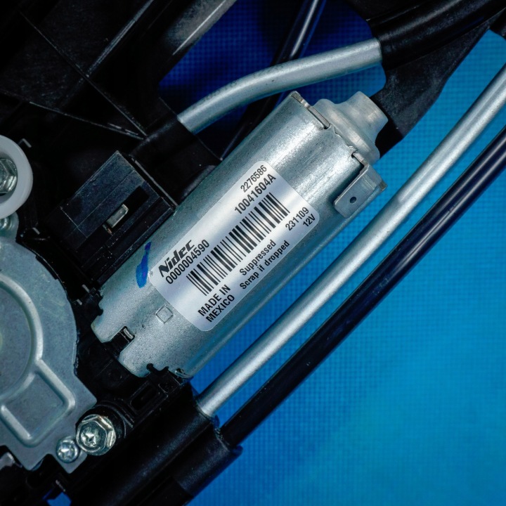 фото №12, Люк панорама bmw x5 g05 lci 9466700 9466703 9466704 9852133 7933149