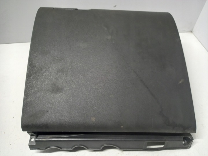 фото №1, Бардачок пасажира vw golf v plus 5m1857097