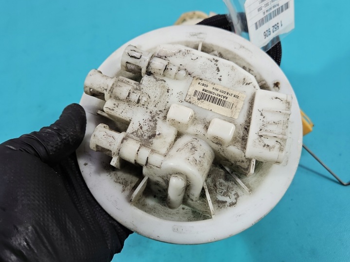 фото №6, Помпа насос топлива opel vectra c 1.8 16v 228216003004 4pin