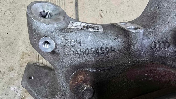 фото №7, Поворотна опора ступиця лівий зад audi a6 c8 a7 q5 4k0 431c