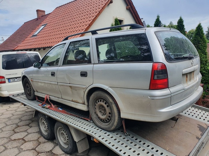 фото №1, Лампа ліва зад задня opel vectra b 2000 універсал