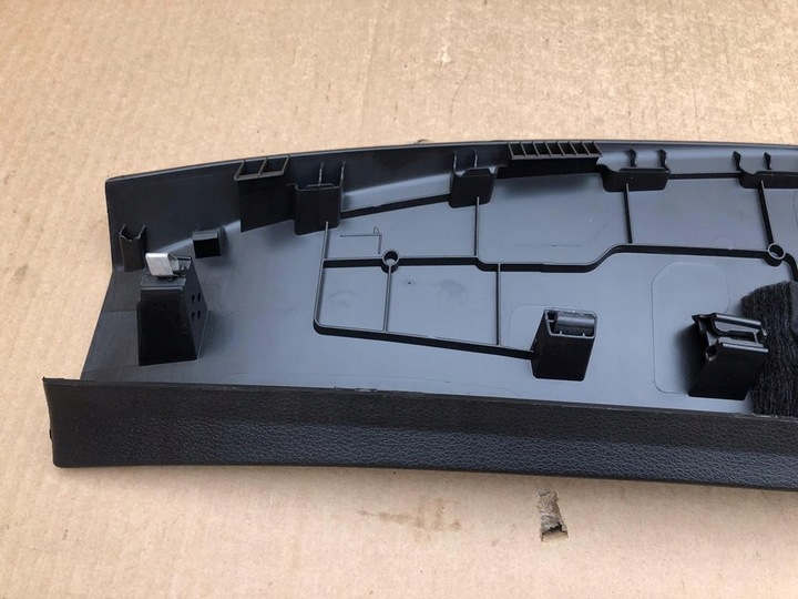 фото №8, Отделка задней крышки багажника audi e-tron 50