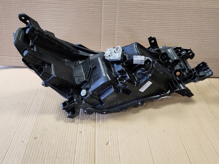 фото №15, Фара toyota hilux 8 рестайлинг 20- левый lub правые 81110-0k941 81150-0kp41