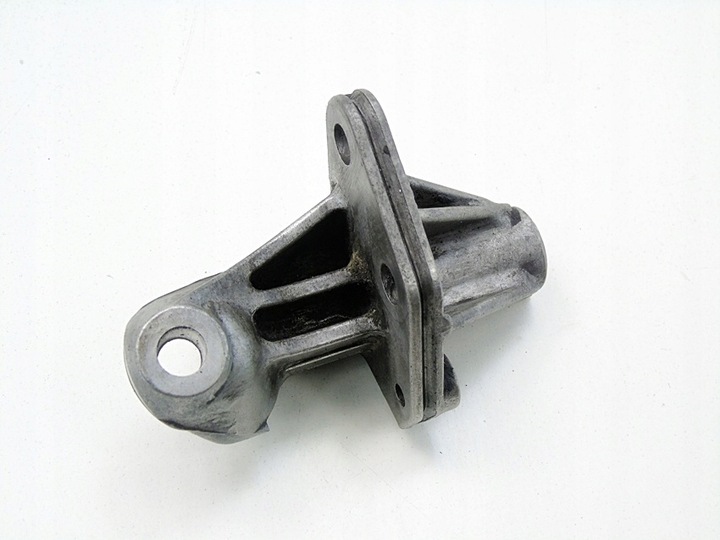 фото №6, Лапи кронштейн генератора 2.5 tdi audi a4 a6 a8 passat b5 superb 059903143e