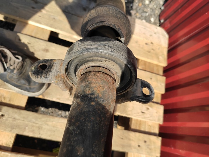 фото №9, Audi q7 4l 4.2tdi wał приводной поддержка кардан исправный оригинал 7l8521102h