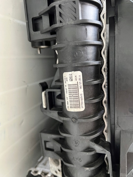 фото №8, Комплект радиатор радиатор audi s4 b8