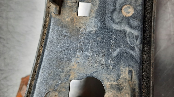 фото №7, Решётка бампера зад левая 30744513 volvo xc70 08-15r