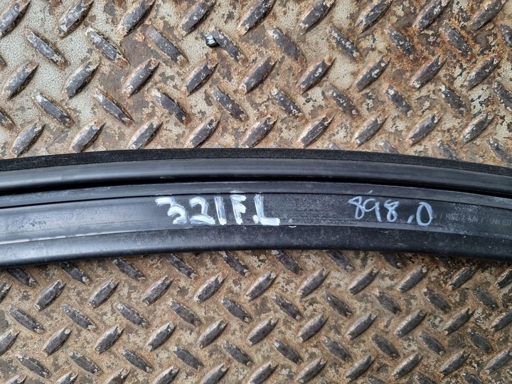 фото №9, 2021 volkswagen tiguan allspace прокладка стёкла дверь передних 5nn837431e