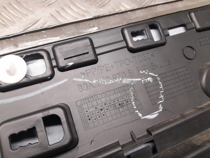 фото №6, Audi q5 sq5 80a853970b зад сторона ліва планки