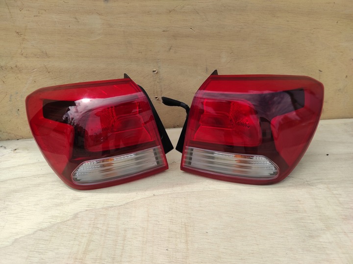 фото №1, Лампа левая правая задняя зад kia rio iv