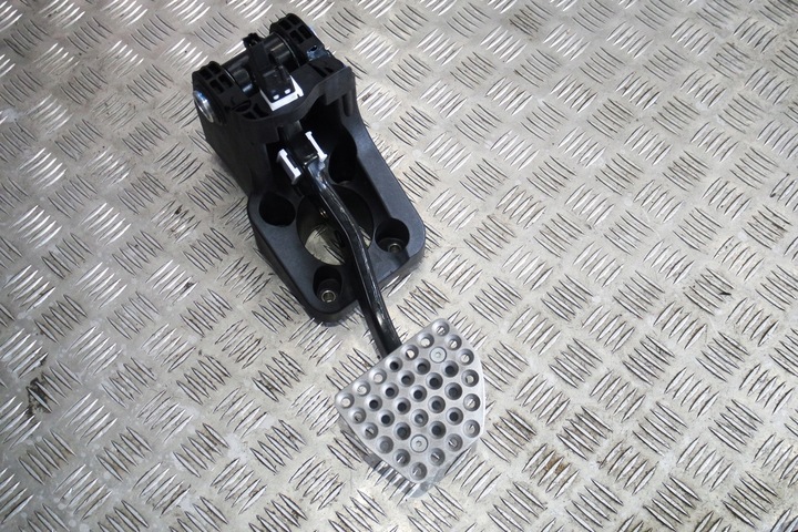 фото №1, Педаль гальма ferrari 488 256424 1 2