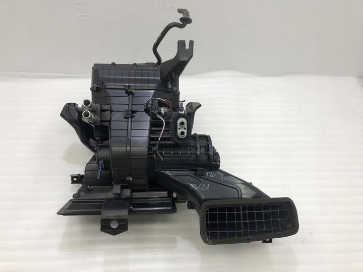 фото №1, Отопитель комплектная hyundai i20 1.4 eu