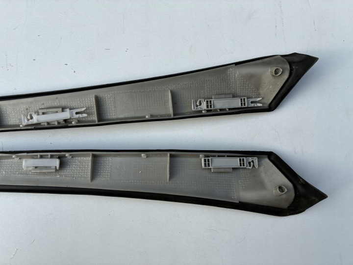 фото №12, Права ліва молдинг стійка скла передній peugeot 407 04-11r. ==oem==
