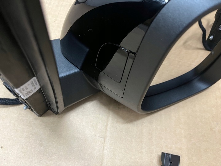 фото №6, Дзеркало vw id buzz 13 pin асистент ременя праві дзеркало vw id. buzz