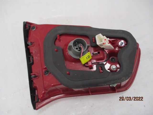 фото №8, Kia sportage iii рестайлинг лампа правая w крышка багажника