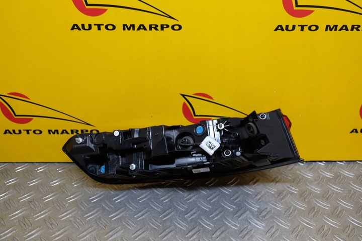 фото №10, Jeep grand cherokee wl 2021- лампа зад led r usa