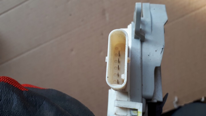 фото №5, A6 c7 4g замок дверь правые перед 5pin a7 s4 b8 a5