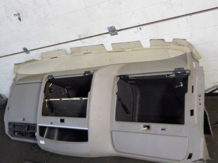 фото №2, Daf xf 105 консоль верхня відсіки