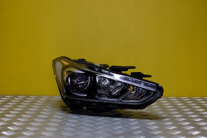 фото №1, Hyundai genesis g70 2017- фара лампа звичайна
