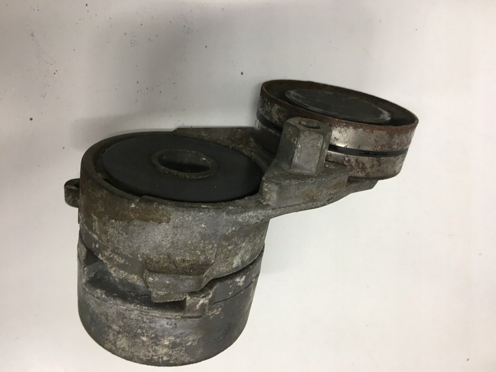 фото №10, Натягувач ремінь 2.4 bdv audi a6 078903133ab