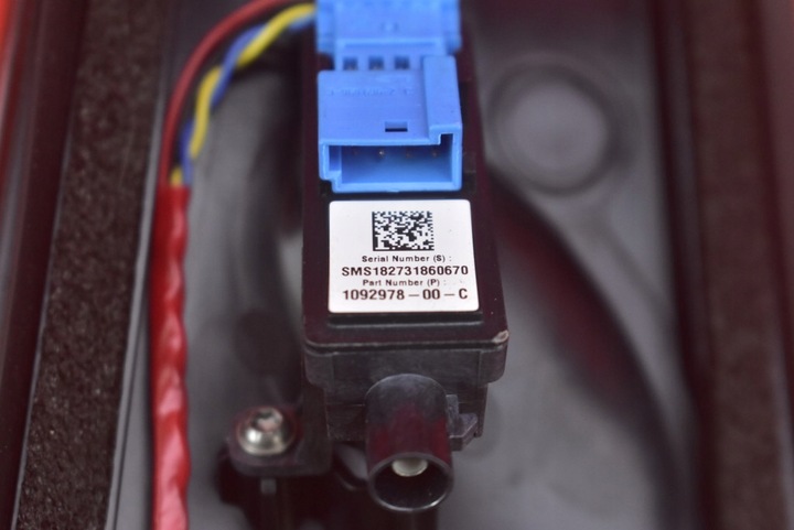 фото №12, Защита стойка левый перед камера 1100437-00-c 1092978-00-c tesla модель 3