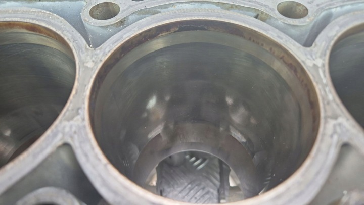 фото №9, Блок  двигуна mercedes a200 w176 r2700106100 m270.910