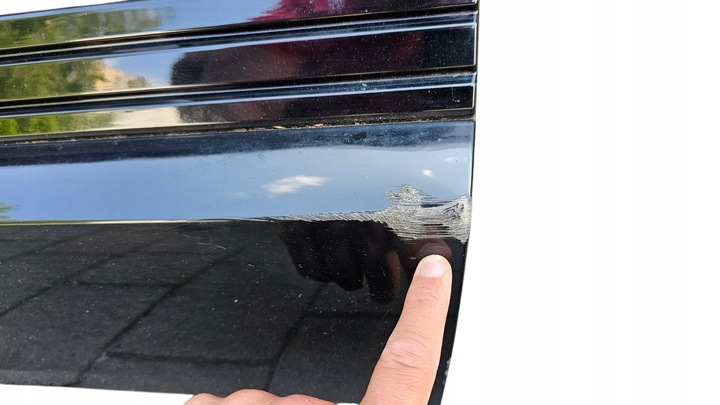 фото №10, Планка накладка дверь правая audi e-tron 4ke853960 4ke853970