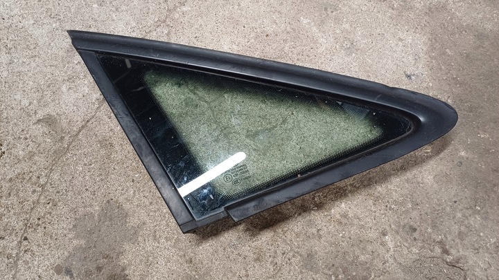 фото №1, Vw touran i стекло правая передняя 15 год 1t0845412