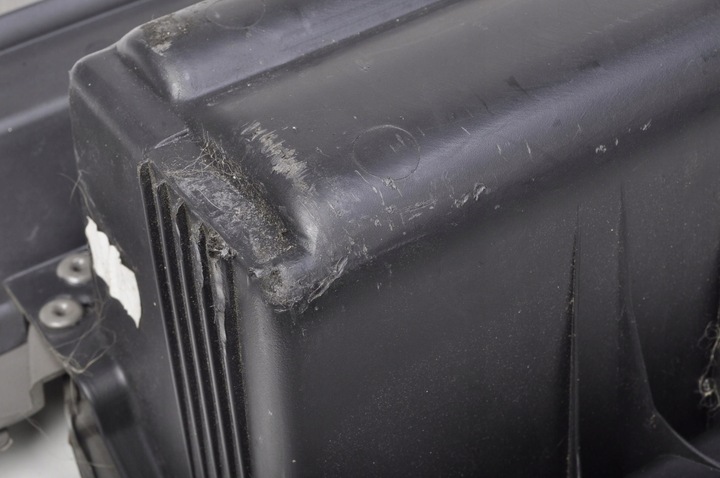 фото №9, Volvo v50 ролета зад задняя багажника 39874980