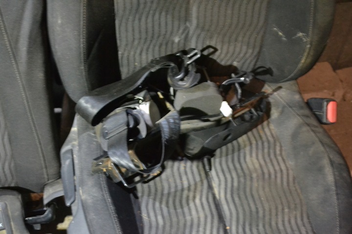 фото №6, Сиденья зад диван ремни peugeot 308 t9 isofix комплект