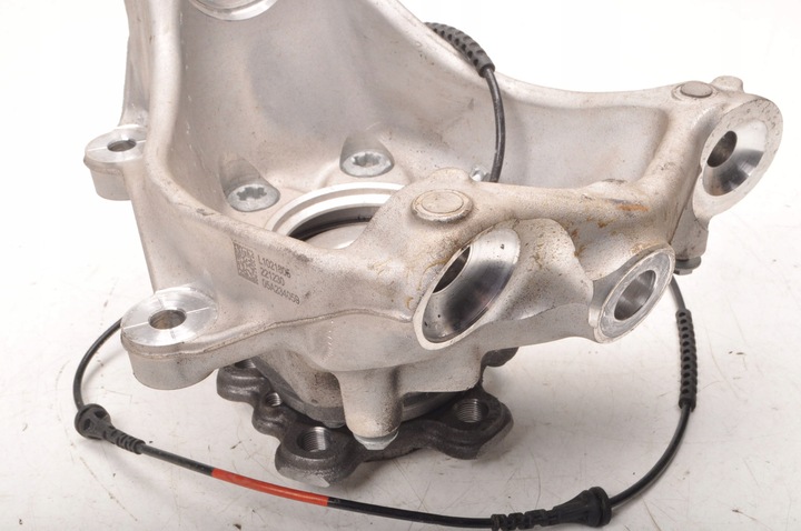 фото №11, Bmw i4 g26 edrive40 поворотный кулак левая передняя 23r 6893259