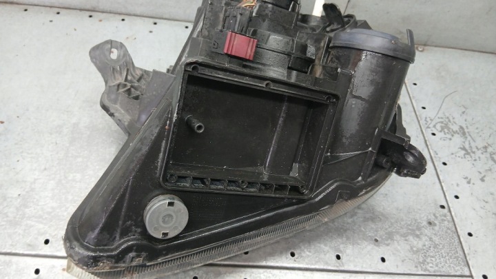 фото №8, Фара праве opel meriva a 1.6b 04-10r 93321053