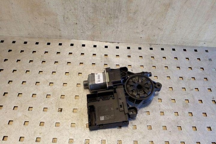 фото №3, Моторчик стёкла передних левых дверь vw passat b7 362 3c0959792c 2.0l