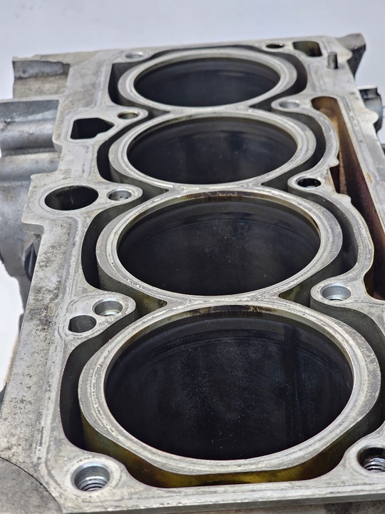 фото №8, Блок двигуна audi a4 b6 b7 1.6 8v alz 06b103019h