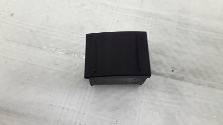 фото №12, Polo n9 заглушка выключателя консоли 6q0959623