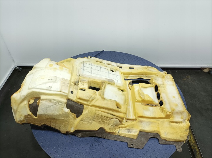 фото №5, Audi q7 ii 4m килим оббивка підлога перед ліва 4m1863103b