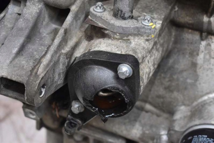 фото №14, Двигун стійка бензиновий 135930 mitsubishi colt 6 vi z30 1.3 16v 94 km 02-09