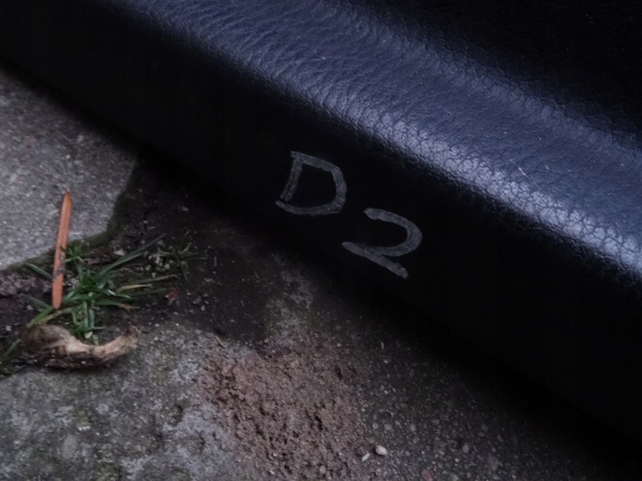 фото №7, Audi a8 d2 обивка обшивки ролета дверь soul длинный доставка