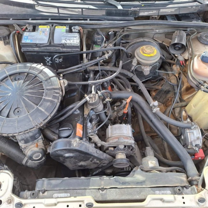 фото №7, Audi 80 спидометр, спидометр – панель instrumentów 1990 1.6l 23102002500