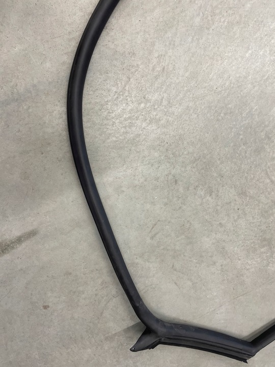 фото №5, Прокладка двері лівий зад a5 8w оригінал ідеальний стан