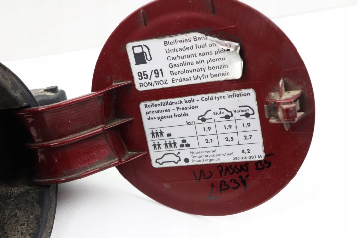 фото №5, Vw passat b5 кришка заливання пального заливна горловина lb3y 3b0809857a