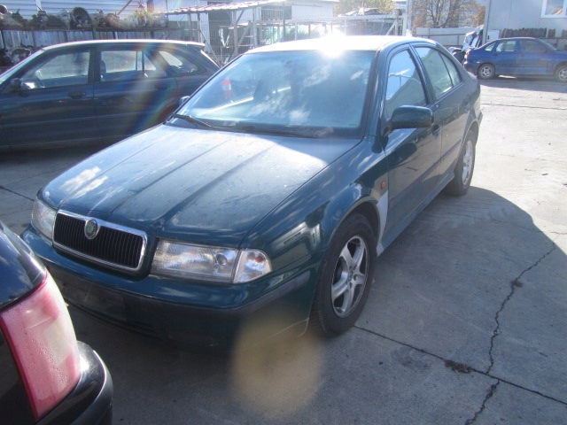фото №5, Лампа передняя правая skoda octavia i hella