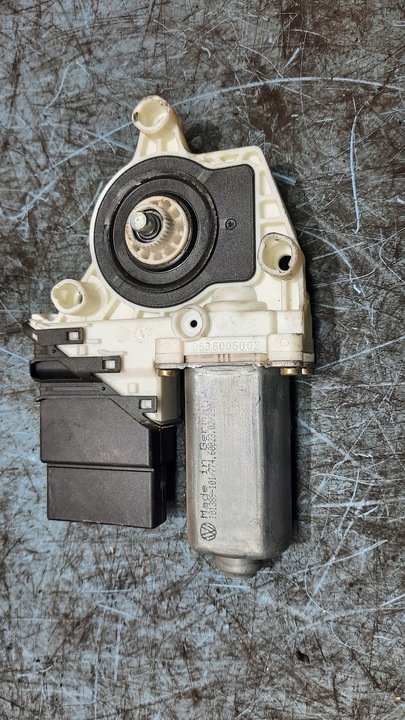 фото №1, Двигунчик скла лівий зад volkswagen golf iv 00r